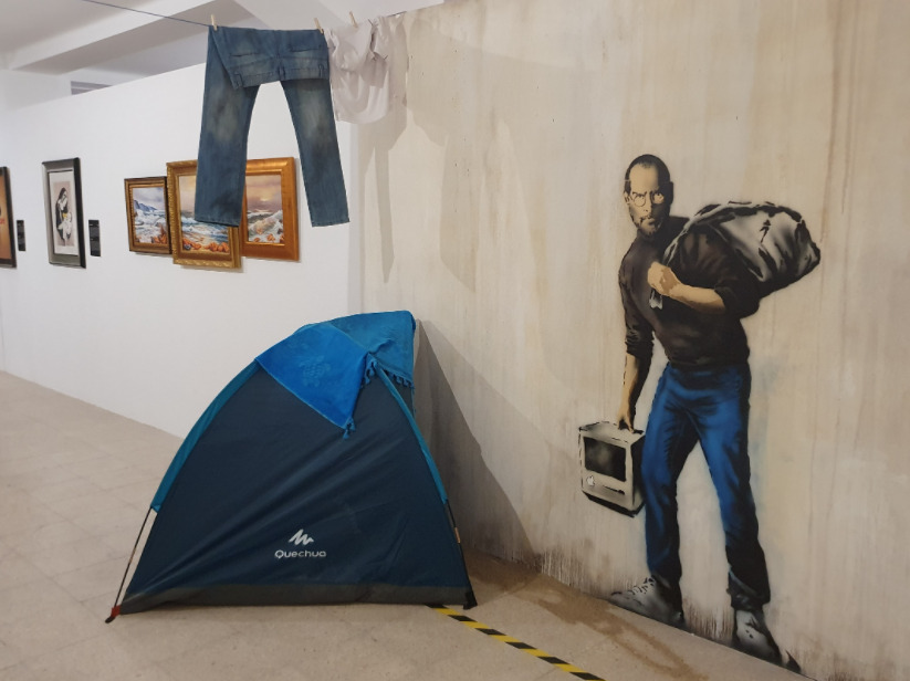 BANKSY 新商品 壁紙アート バンクシー インテリア 絵画 デジタルプリント のり無し 塩化ビニル樹脂系壁紙